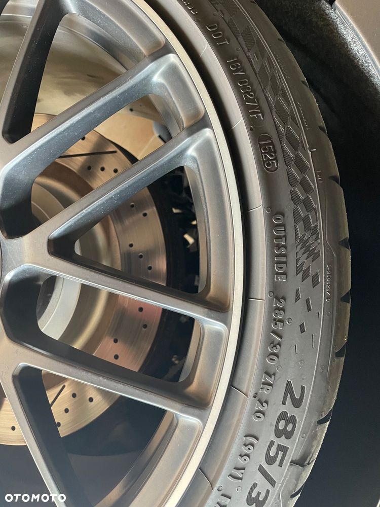 Mercedes-Benz Klasa C AMG 63 S - 18