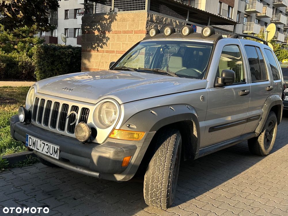 Jeep Liberty - 1