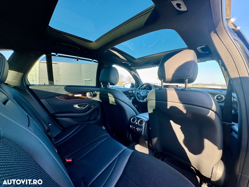 Mercedes-Benz GLC 220 d 4MATIC - 11