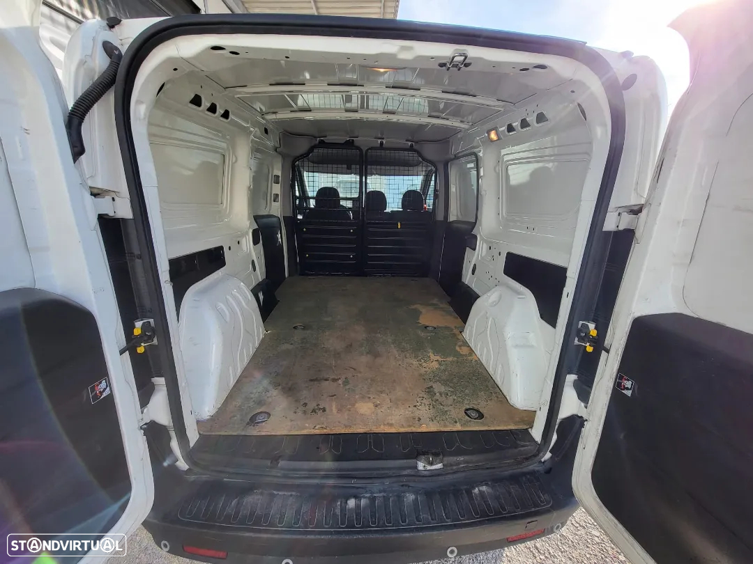 Fiat Doblo Maxi Longa 1.3Multijet 95cv 3Lugares - 5