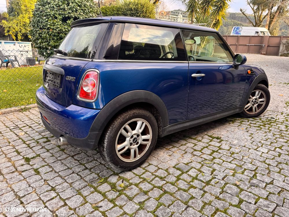 MINI 3 Portas Cooper D - 7