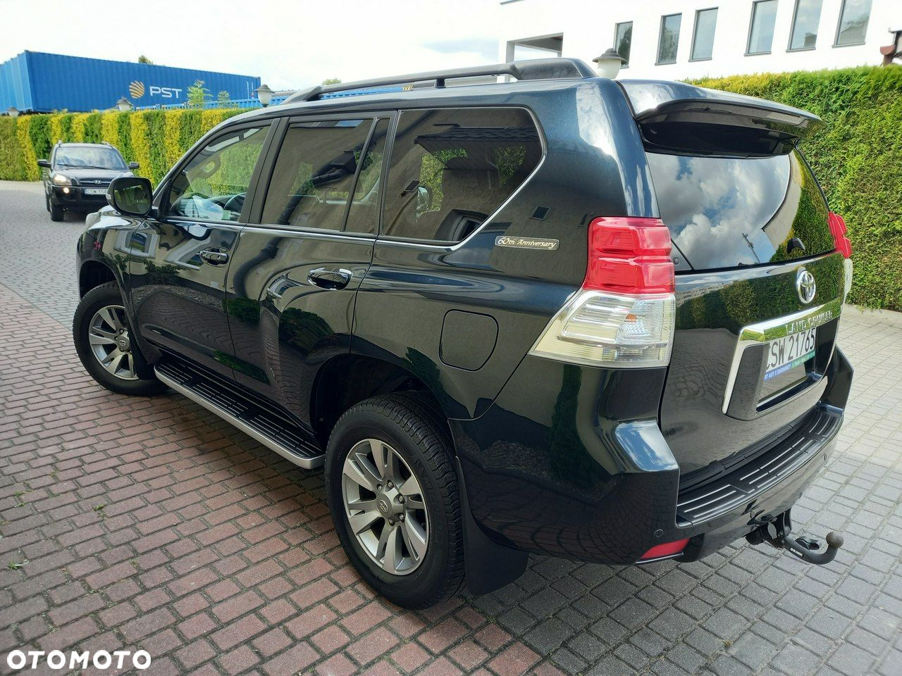 Toyota Land Cruiser - 7