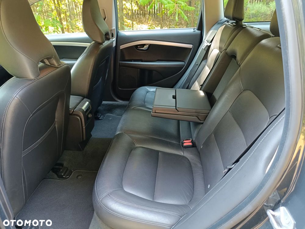Volvo V70 D4 Drive-E Summum - 11