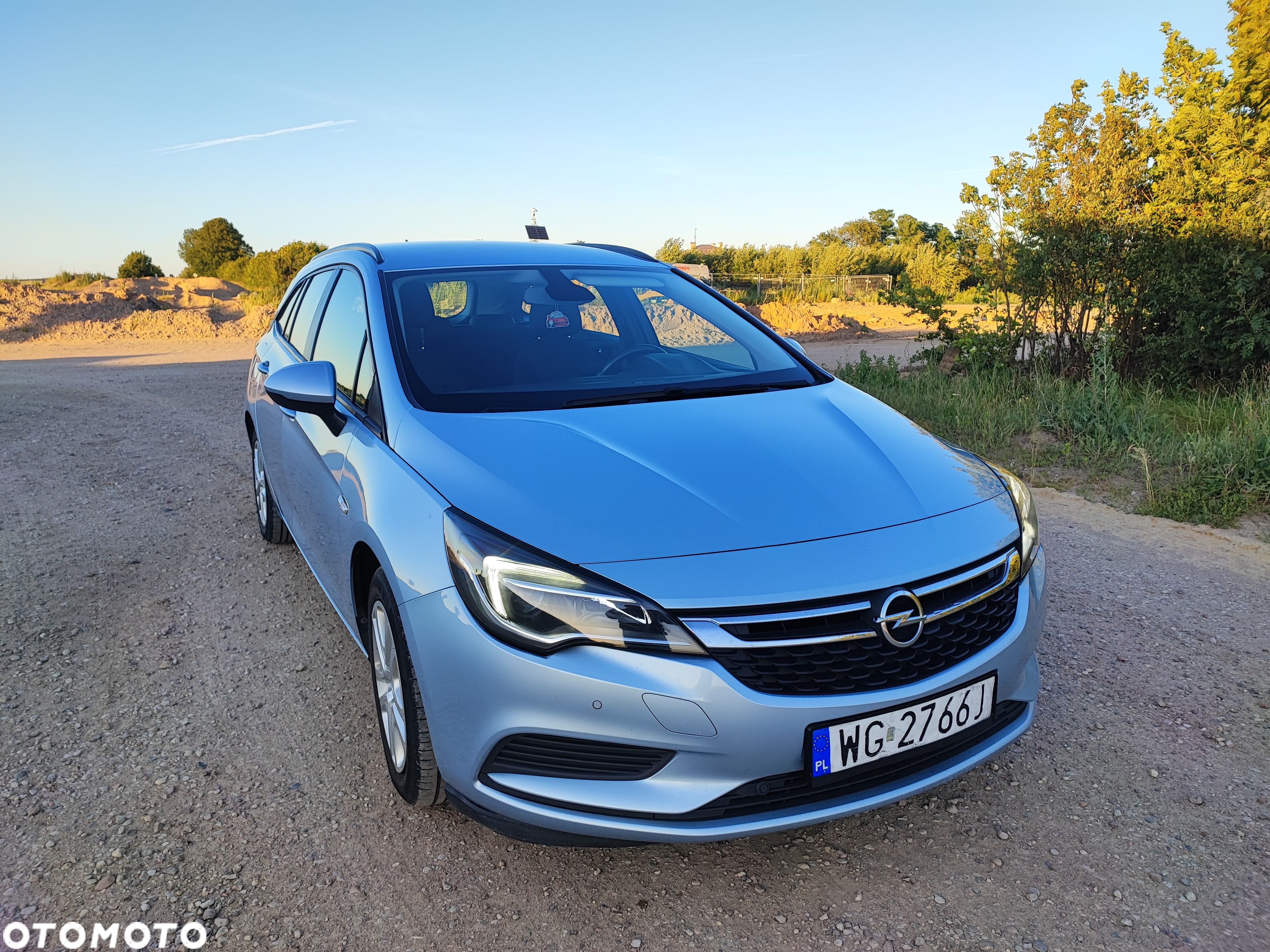 Opel Astra IV 1.6 CDTI Enjoy - 1