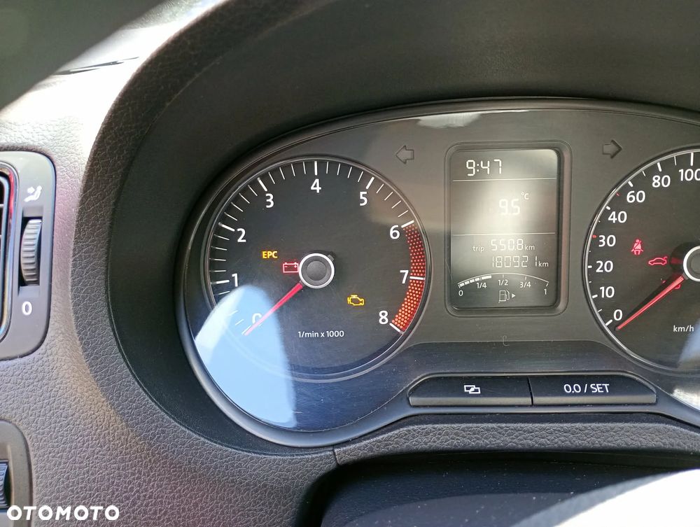 Volkswagen Polo 1.2 Trendline - 4