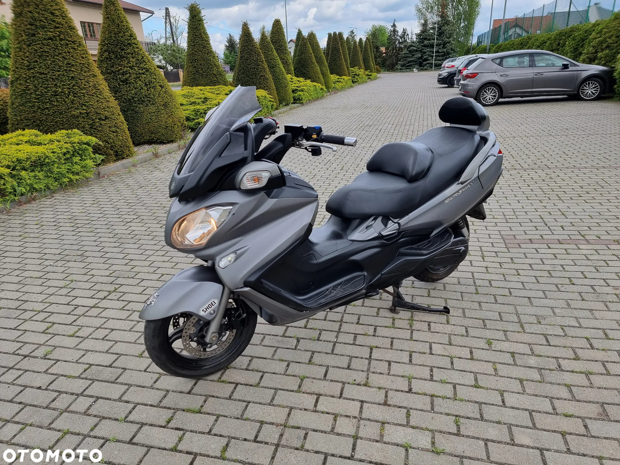 Suzuki Burgman - 13