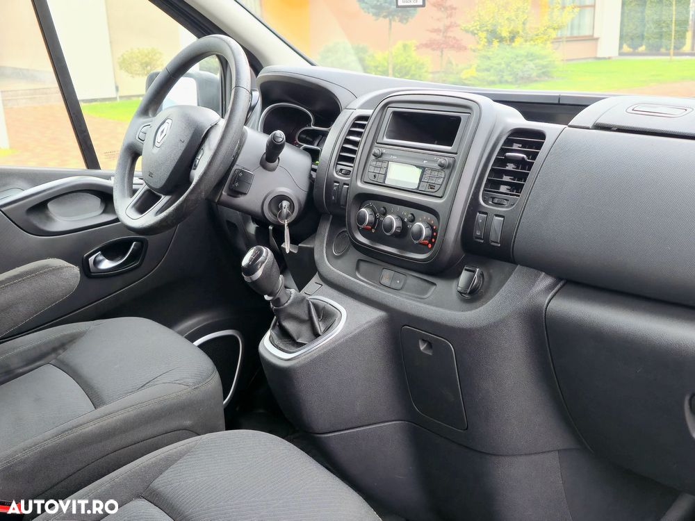 Renault Trafic ver-combi-l1h1-1-6-dci-95-8plus1-authentique - 15