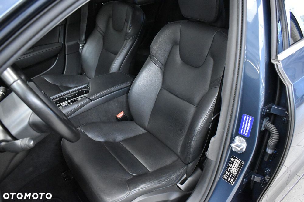 Volvo S90 - 11