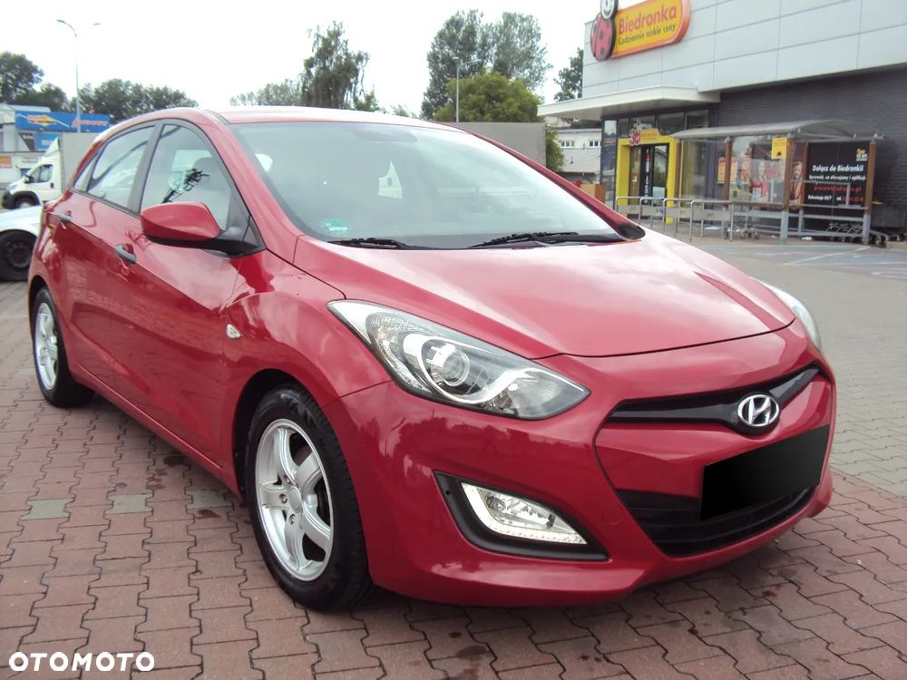 Hyundai i30 blue 1.4 Passion - 9
