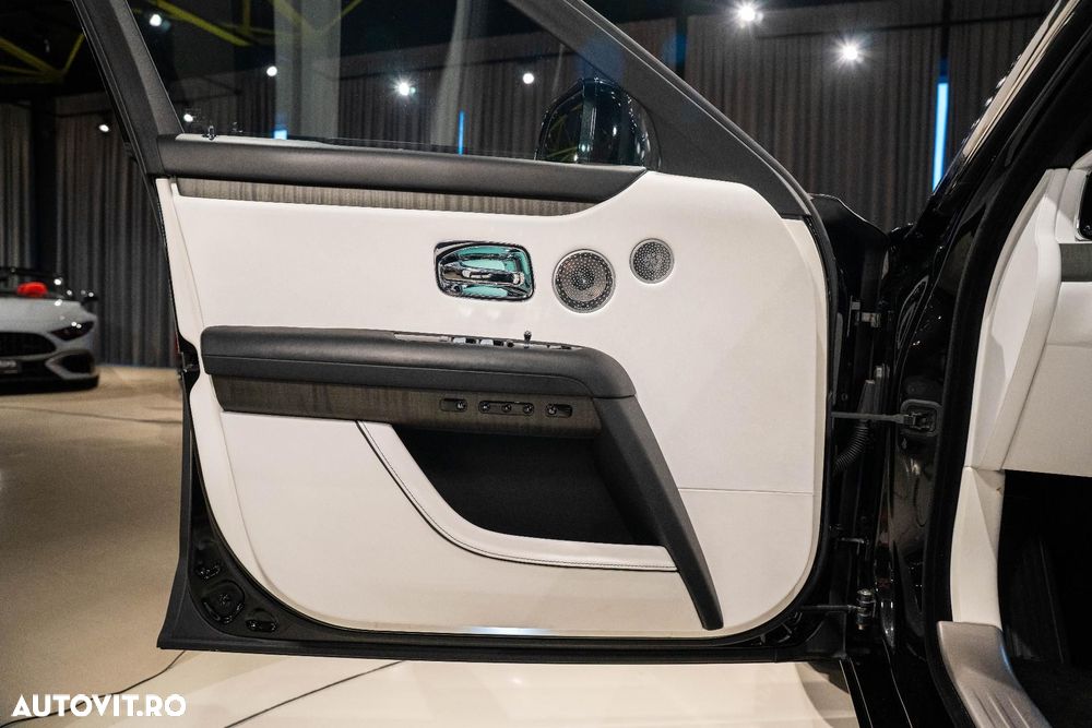 Rolls-Royce Ghost - 31