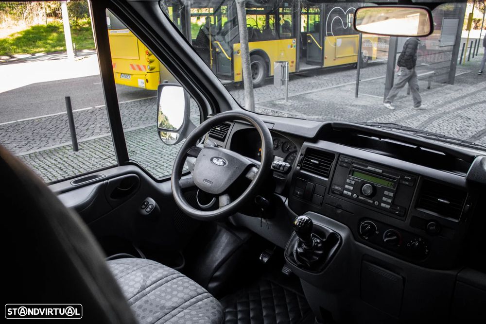 Ford Transit - 25