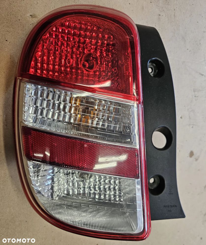 Nissan Micra K13 lampa tył tylna prawa lewa - 1