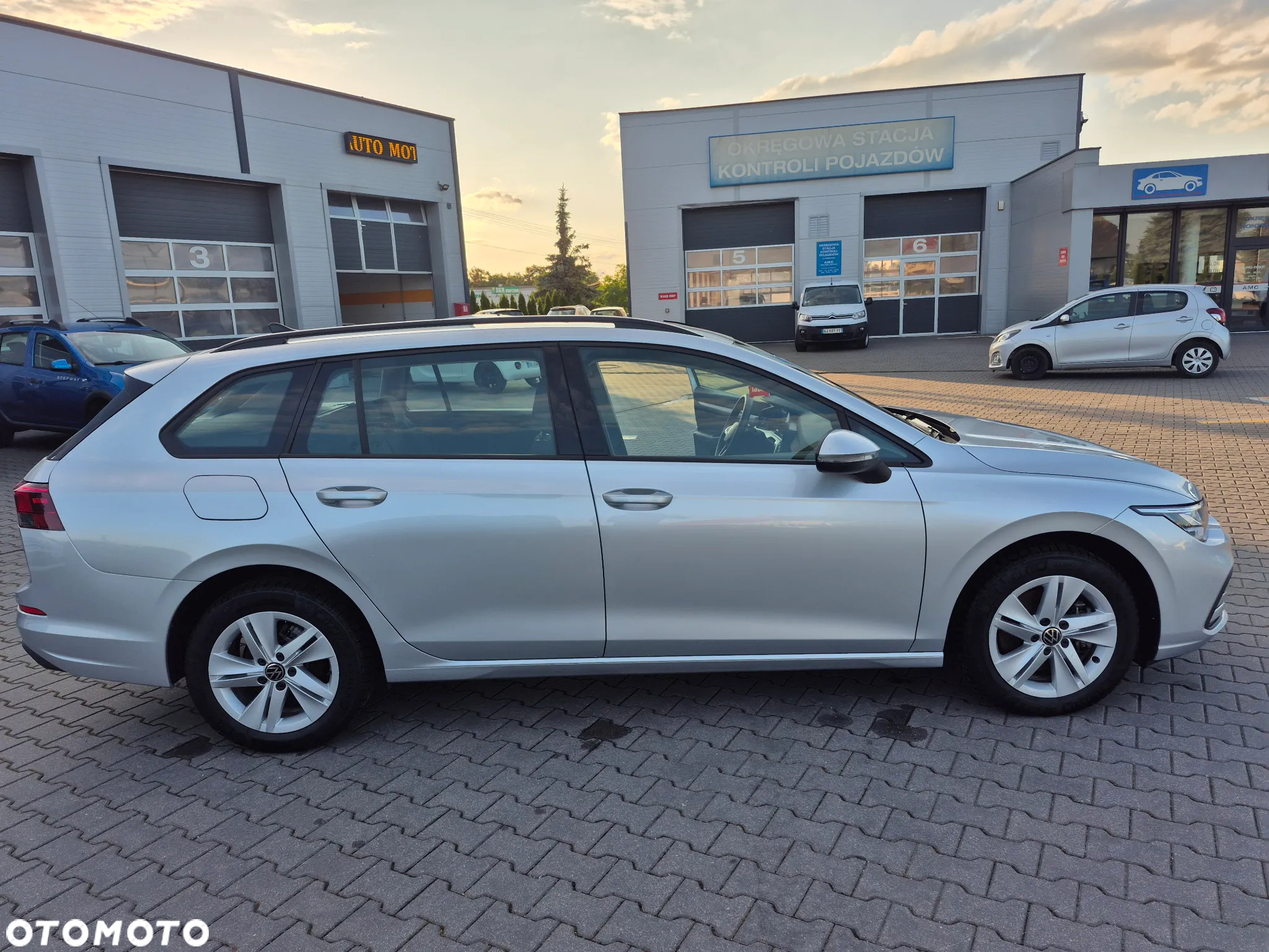 Volkswagen Golf - 9