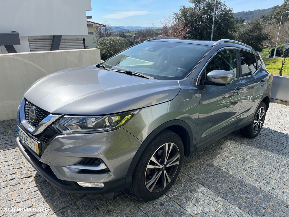 Nissan Qashqai 1.3 DIG-T N-Connecta J18 - 2