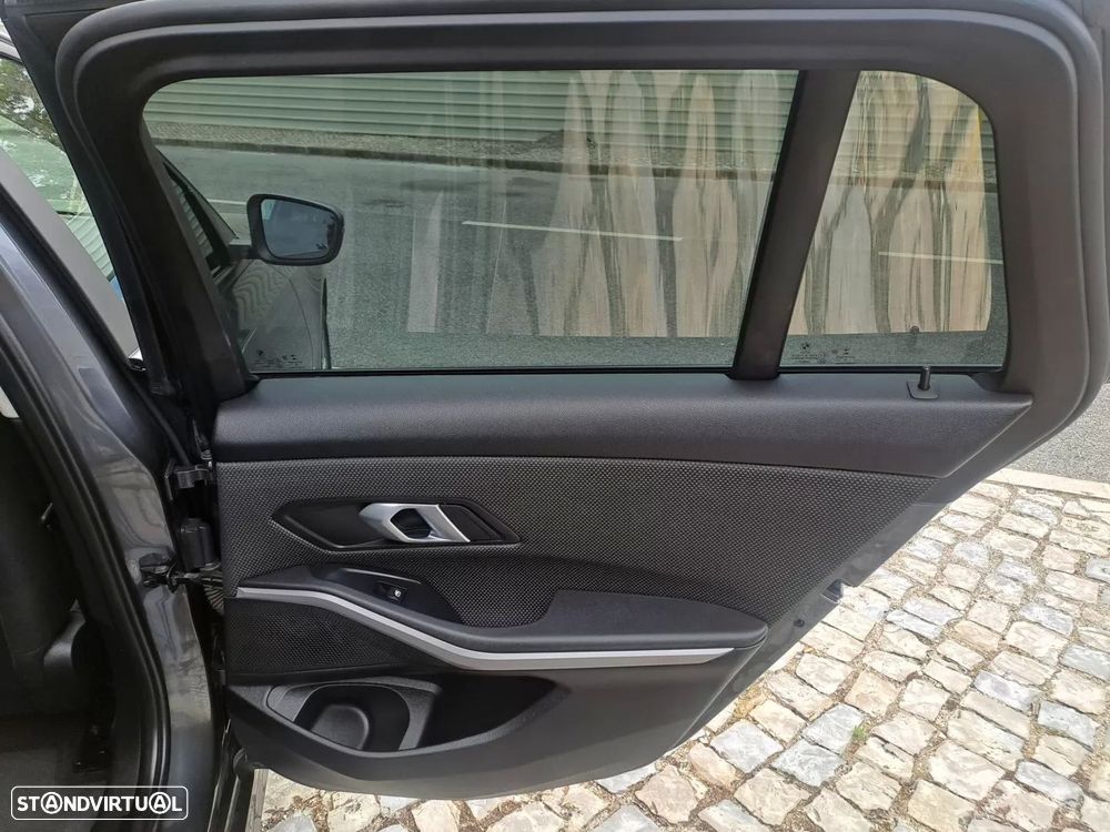 BMW 320 Gran Turismo d Auto - 25