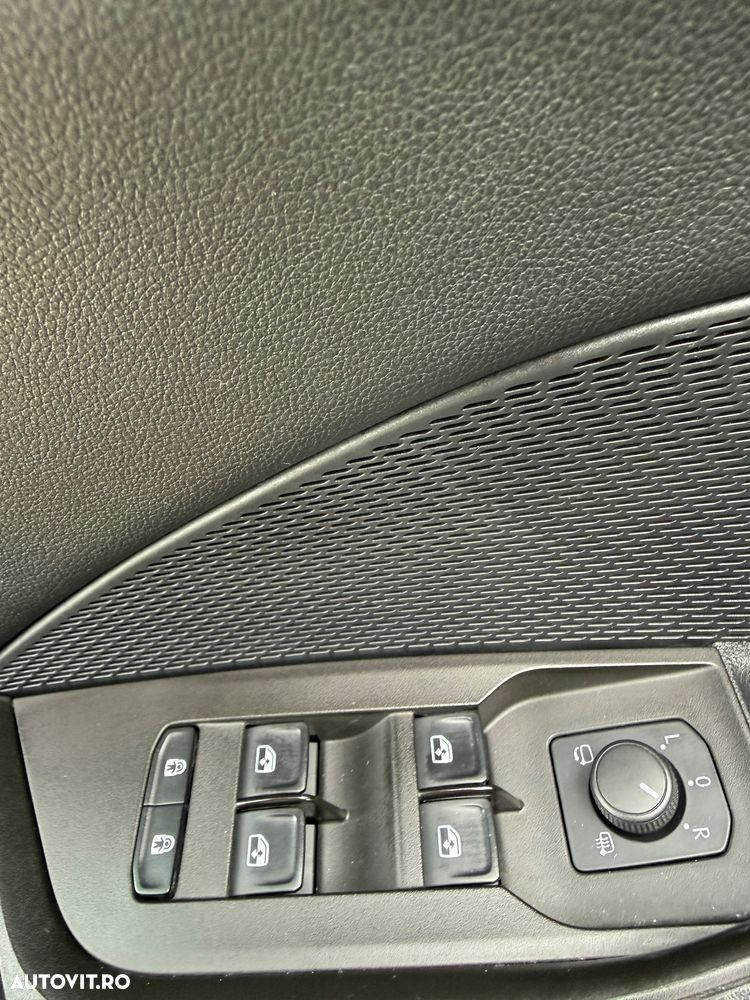 Skoda Octavia 2.0 TDI DSG 4X4 Style - 23