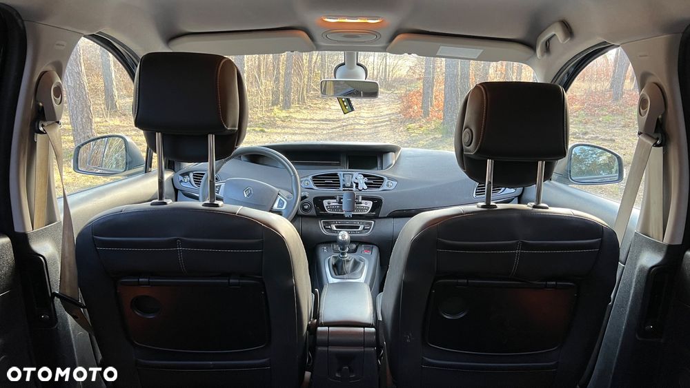 Renault Scenic 1.6 dCi Energy Bose Edition S&S - 9