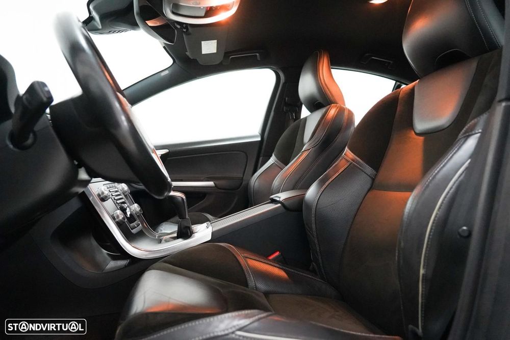 Volvo S60 2.0 D2 R-Design - 6