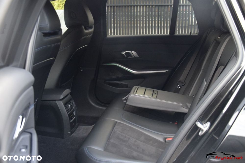 BMW Seria 3 - 21