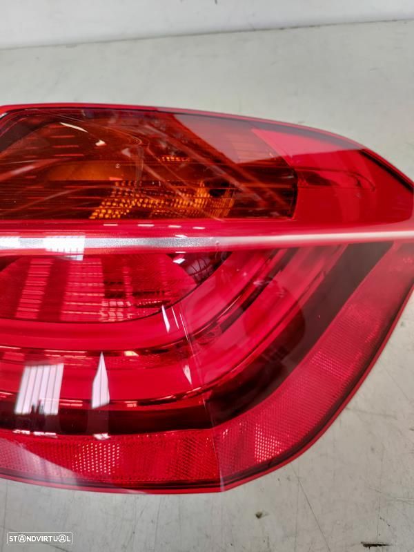 Farolim Direito Do Painel Lanterna Tras Stop Drt Bmw 2 Active Tourer ( - 3