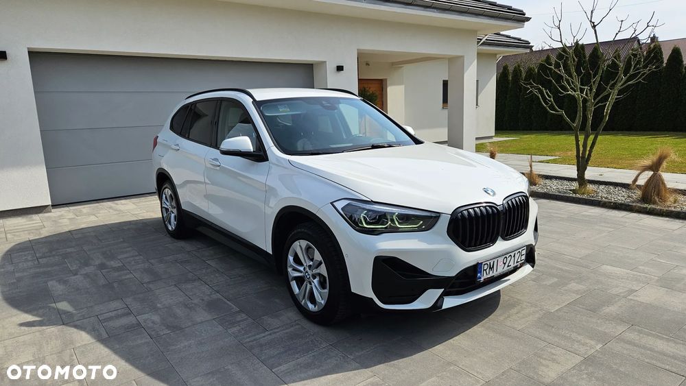 BMW X1 xDrive25e Sport Line - 3