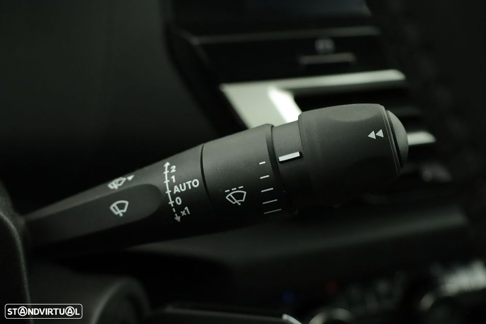 Citroën C4 1.2 PureTech Plus EAT8 - 18