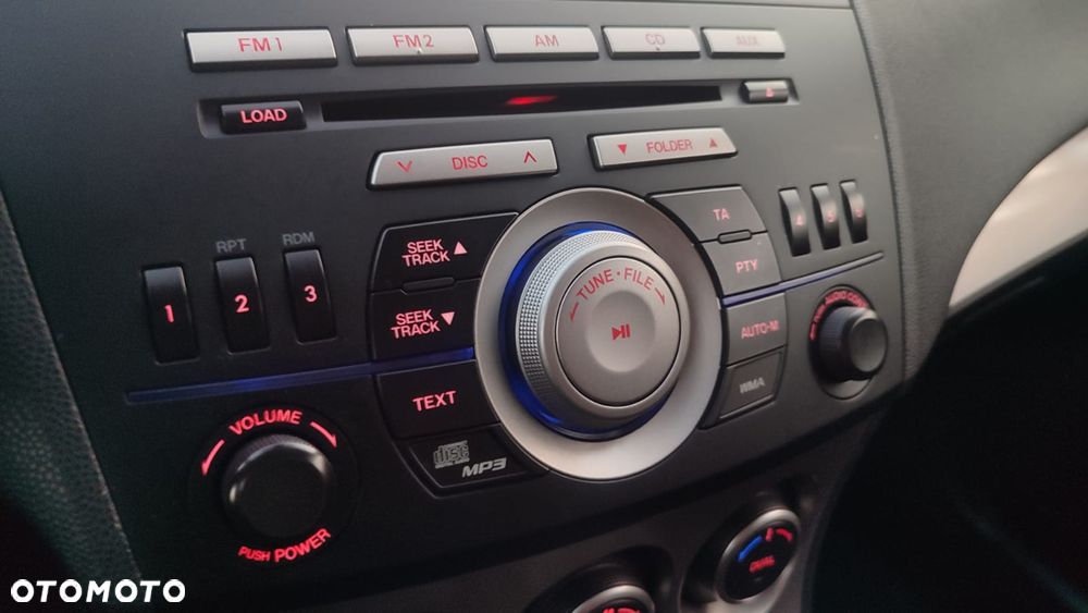 Mazda 3 1.6 CD Exclusive + - 20