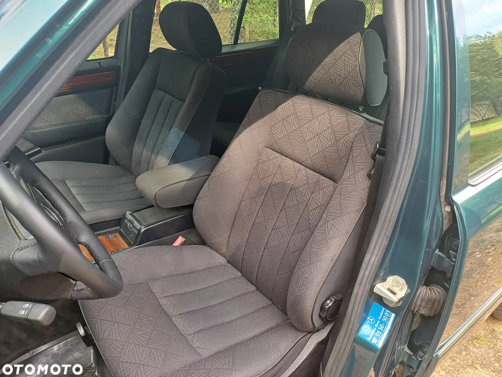 Mercedes-Benz W124 (1984-1993) - 11