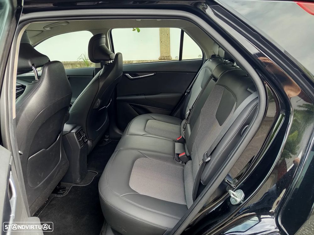 Kia Niro EV 64kWh Drive - 10