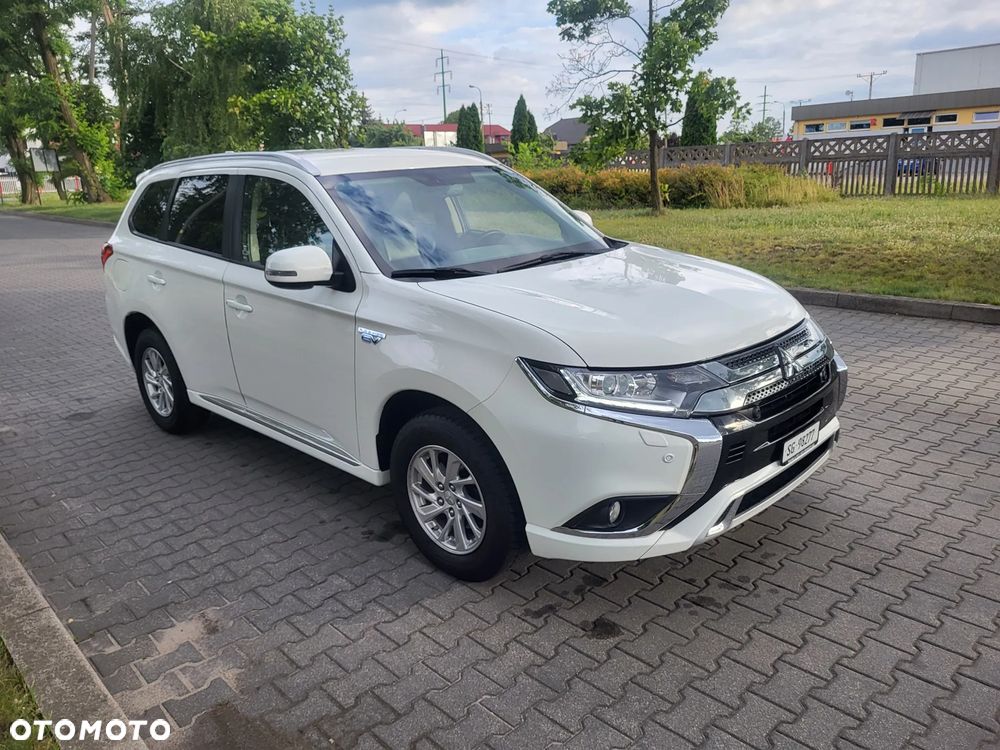 Mitsubishi Outlander Instyle NAVI - 8