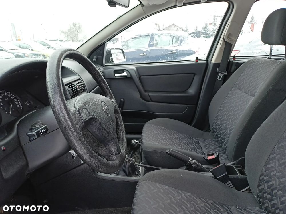 Opel Astra 1.6 GL / Start - 8