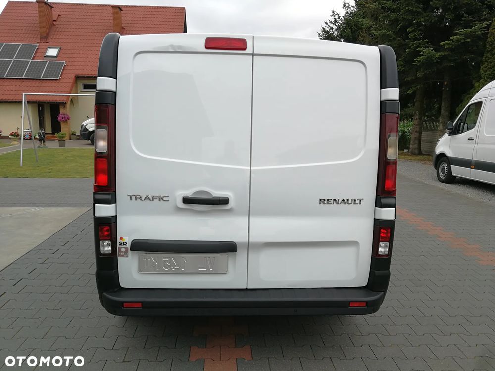 Renault Trafic - 6