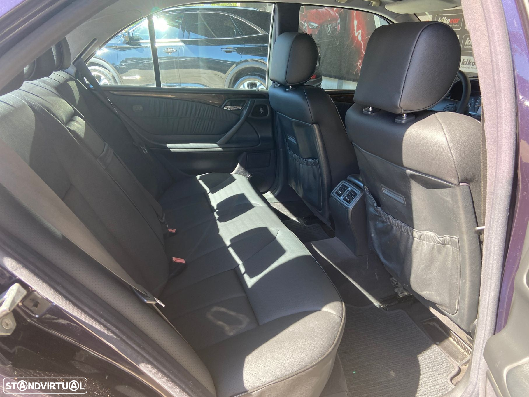 Mercedes-Benz E 250 - 23