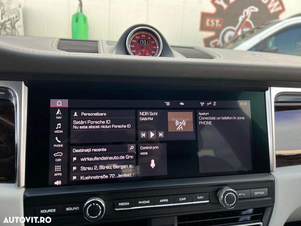Porsche Macan GTS PDK - 39