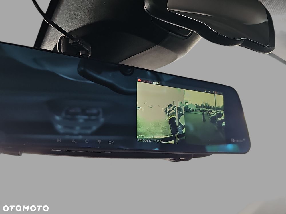 Peugeot Traveller - 19