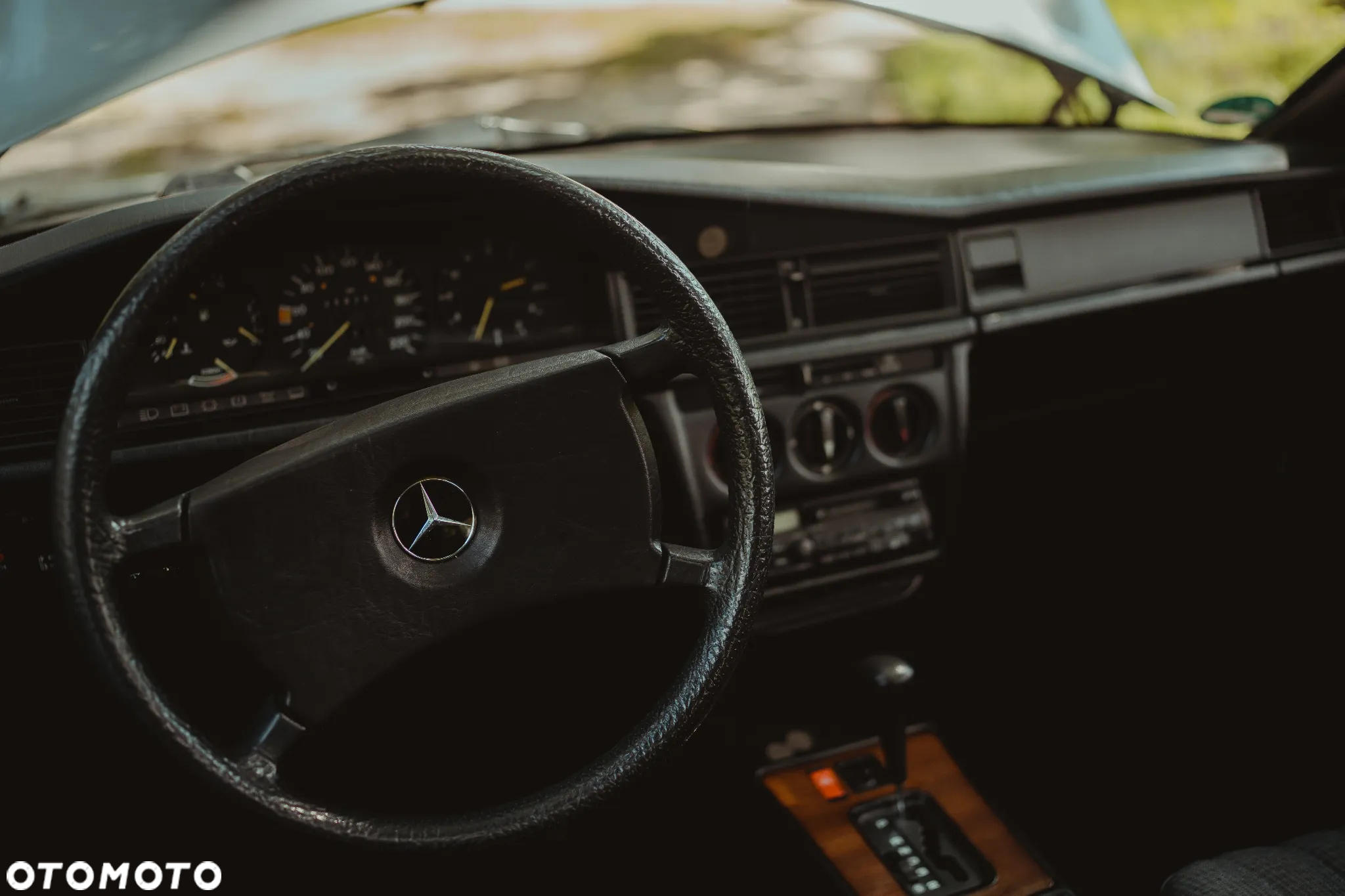 Mercedes-Benz W201 (190) - 21