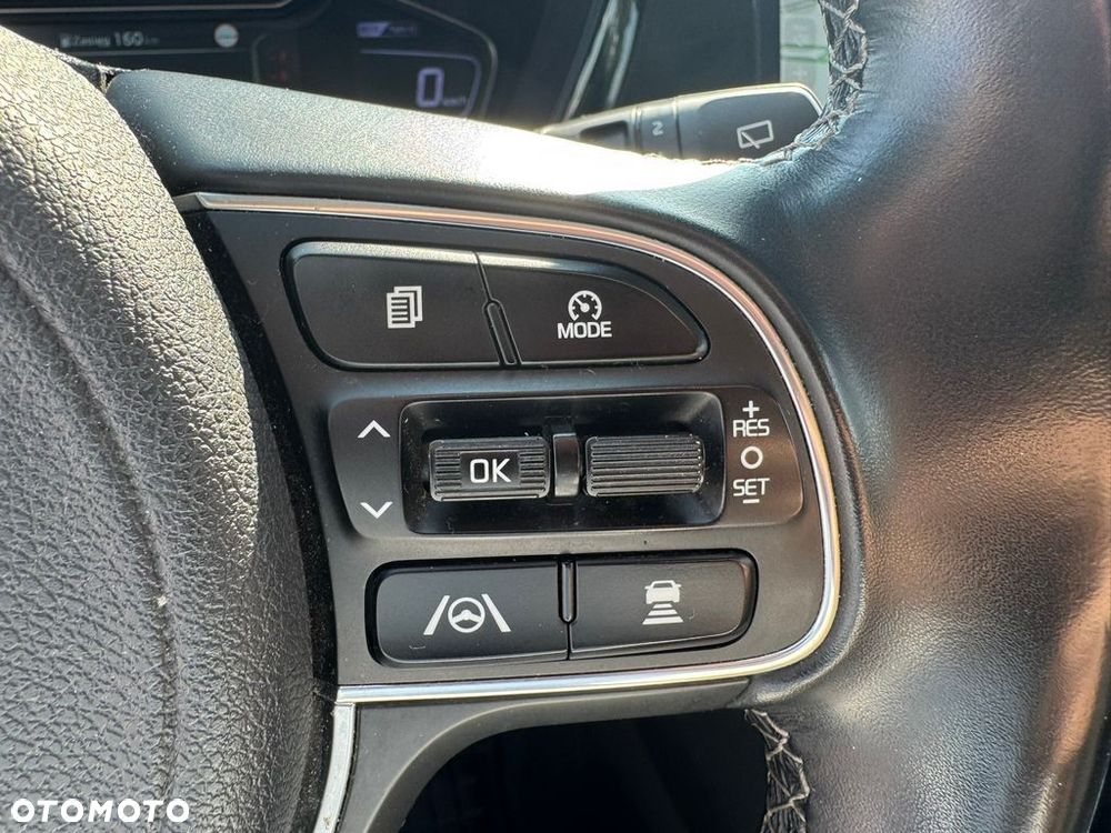 Kia Niro 1.6 GDI Hybrid Business Line - 17
