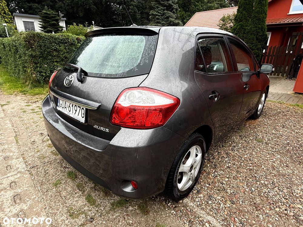 Toyota Auris 1.4 D-4D Active - 6