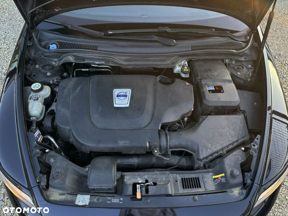 Volvo V50 - 8