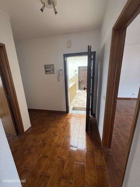 T3 para Arrendamento em Almoínha – Sesimbra - Grande imagem: 5/8