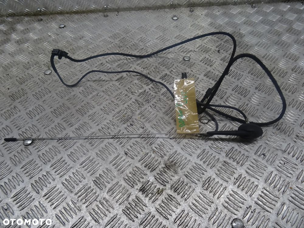 FIAT DOBLO I LIFT 04-10 1.9 JTD ANTENA DACHOWA - 1