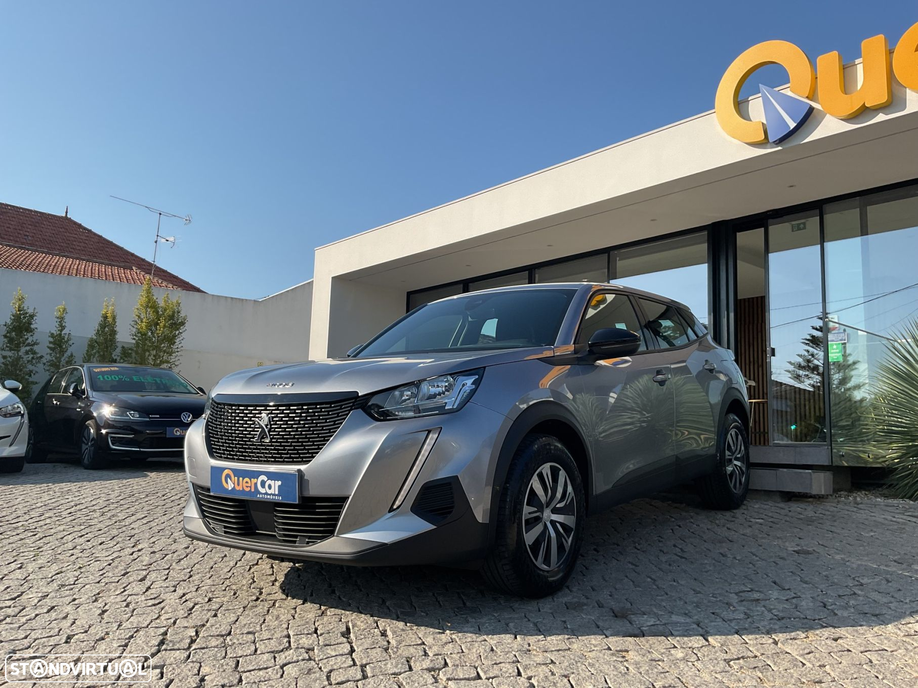 Peugeot 2008 1.2 PureTech Active Pack - 17