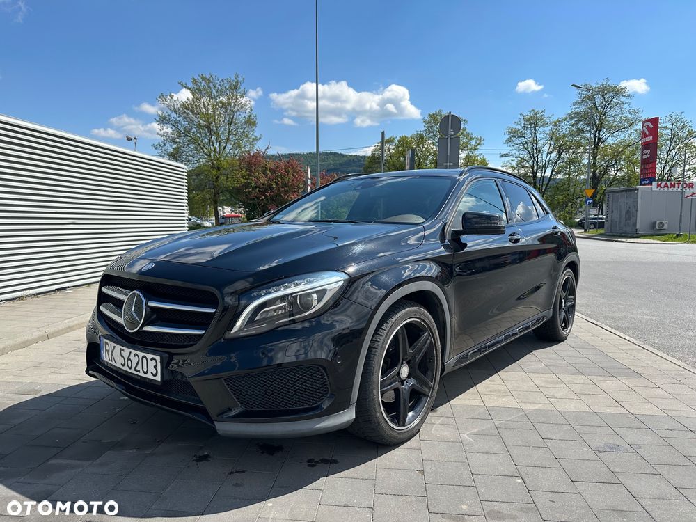 Mercedes-Benz GLA 250 4-Matic - 7