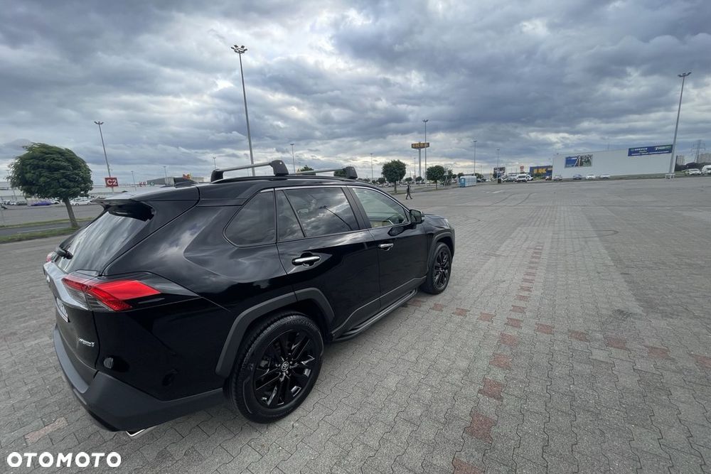 Toyota RAV4 - 8