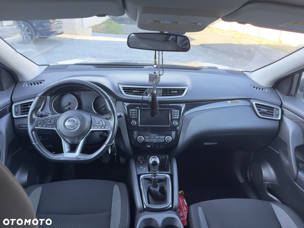 Nissan Qashqai 1.5 dCi N-Connecta - 16