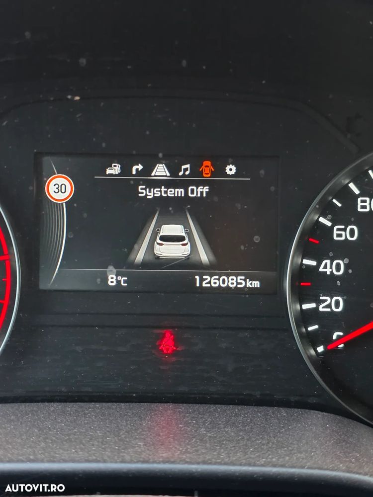 Kia Sportage 1.7 CRDI 2WD ISG Dream-Team Edition - 18