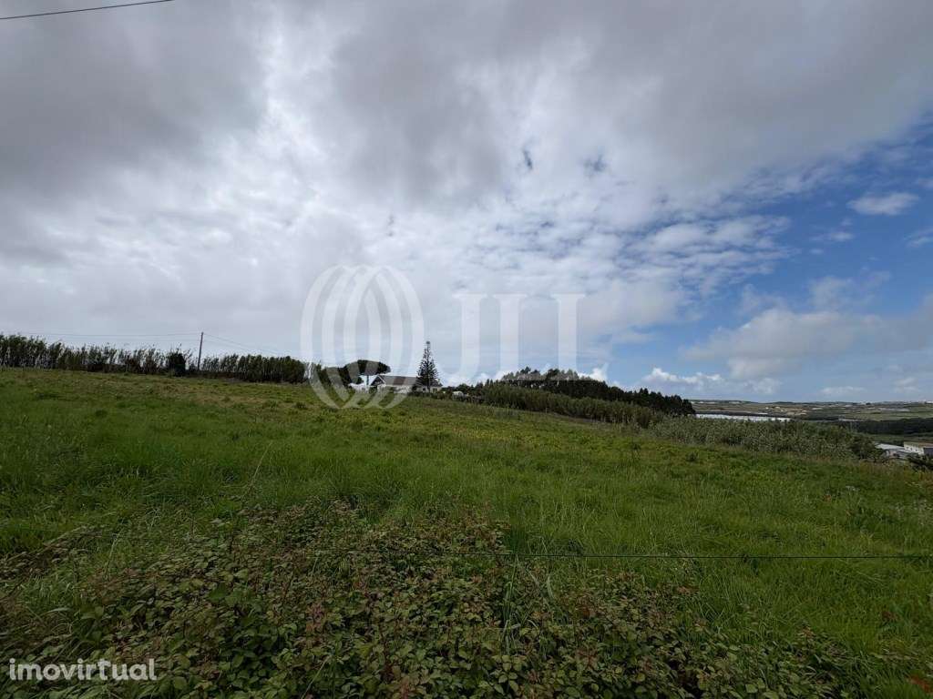 Terreno ubanizável em Santa Cruz, Torres Vedras. - Grande imagem: 2/14