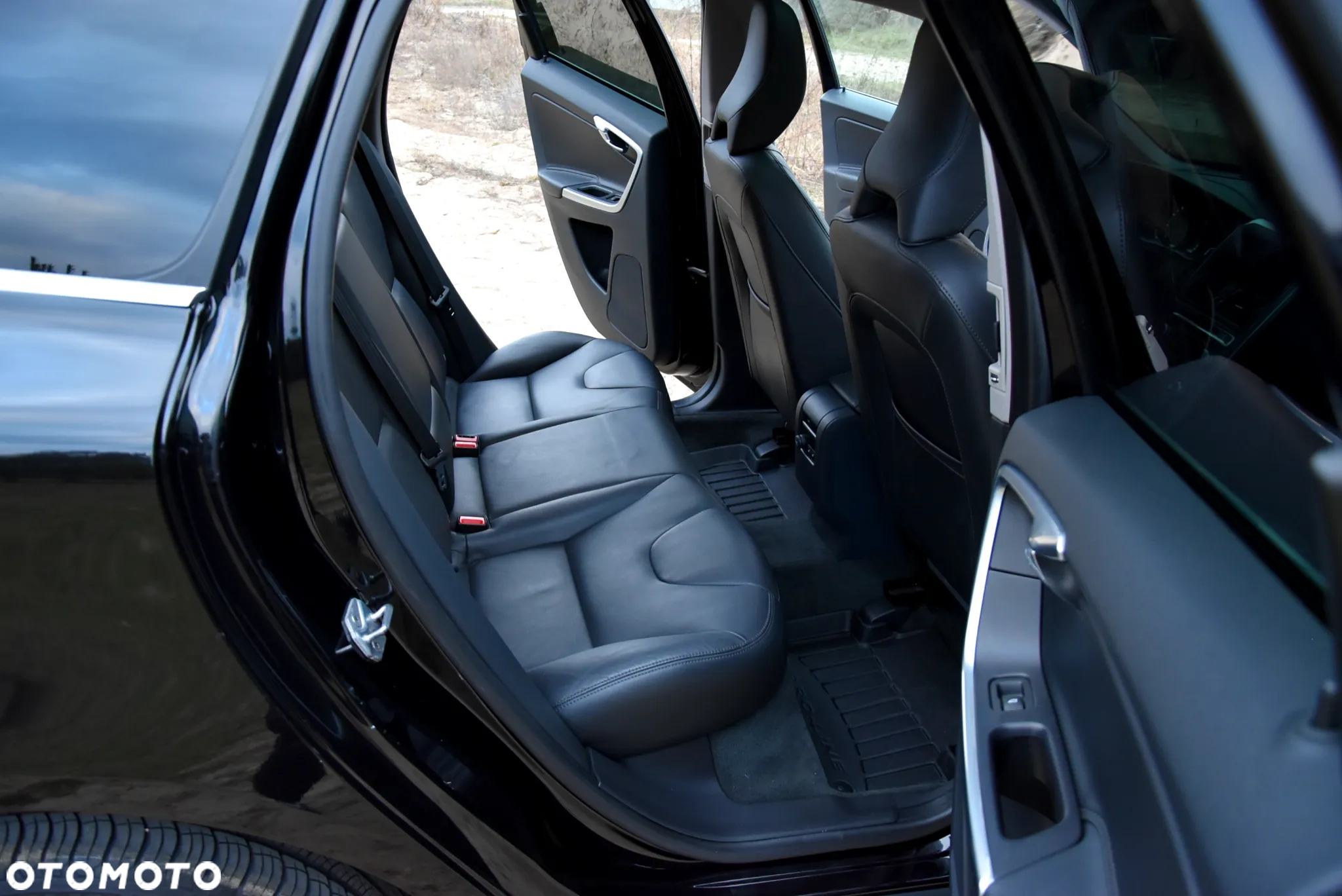 Volvo XC 60 T5 AWD Summum - 28