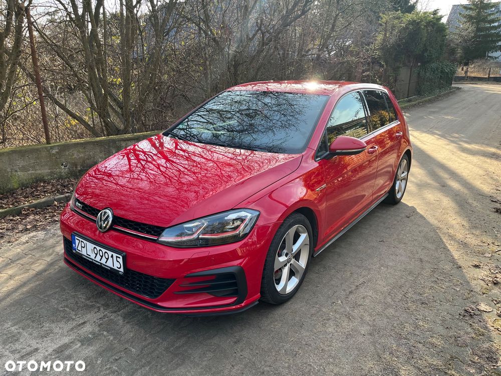 Volkswagen Golf GTI (BlueMotion Technology) DSG - 2