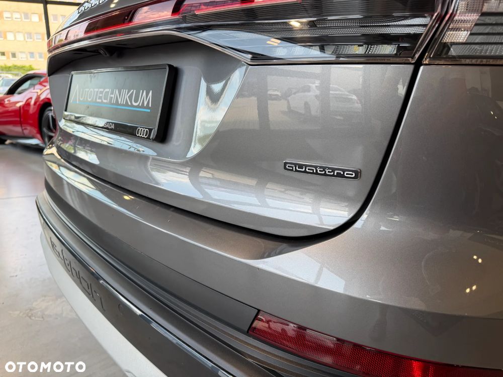 Audi Q4 e-tron 50 77kWh Quattro S Line - 12